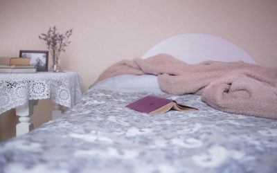 Créer une tête de lit originale : personnalisez votre chambre avec une touche de créativité