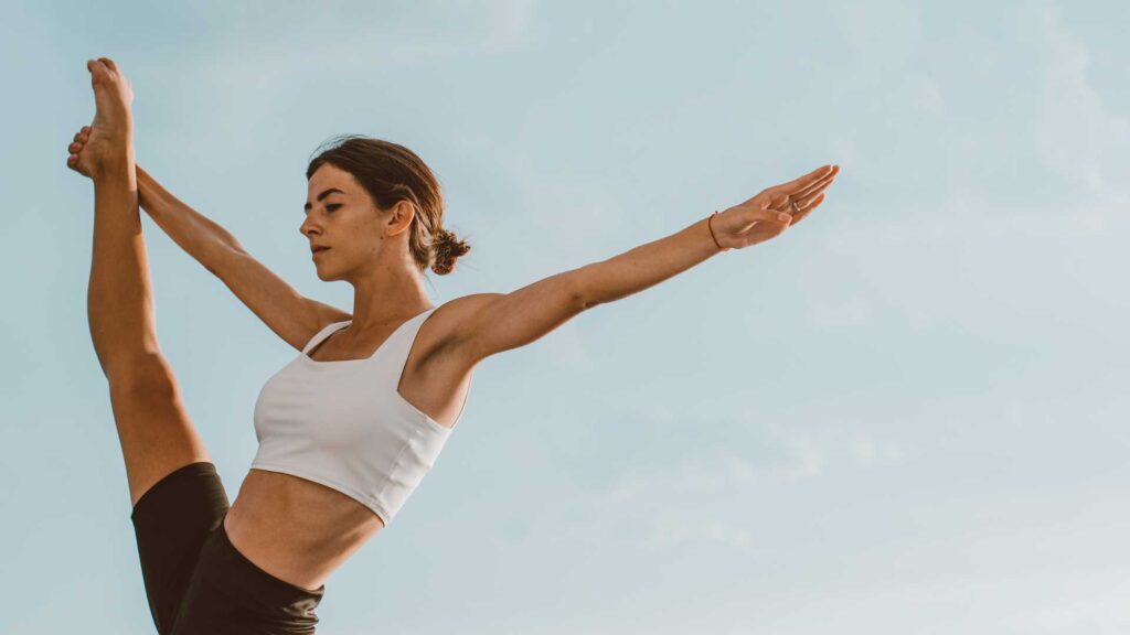femme en pleine séance de sport 
