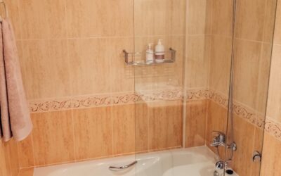Aménager sa salle de bain : astuces pour un espace pratique et élégant