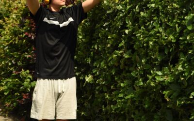 Créer une haie naturelle pour préserver l&rsquo;intimité